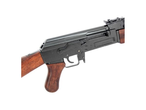 Fusil d'Assaut AK47 Kalachnikov Fusil d'Assaut AK47 Kalachnikov